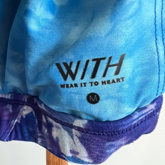 Peloton Watercolor Crop Tank Top Sleeveless Fitted Mesh/Keyhole Back sz Med - Picture 3 of 7